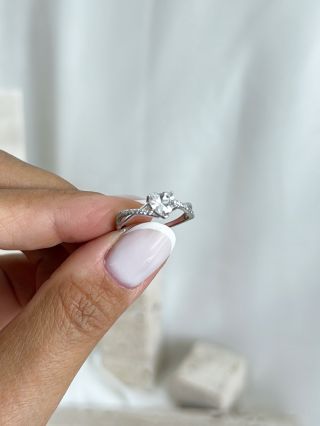 Prsten, který to řekne za tebe💖 Daruj prsten Ashley své milované přítelkyni, mamince nebo sestře! S kódem podzim20 navíc...