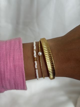 Mixuj. Vrstvi. Vynikni. Náramky, které vypadají skvěle samy o sobě – a ještě lépe spolu.✨ Teď s 25 % slevou s kódem PODZIM25🍁